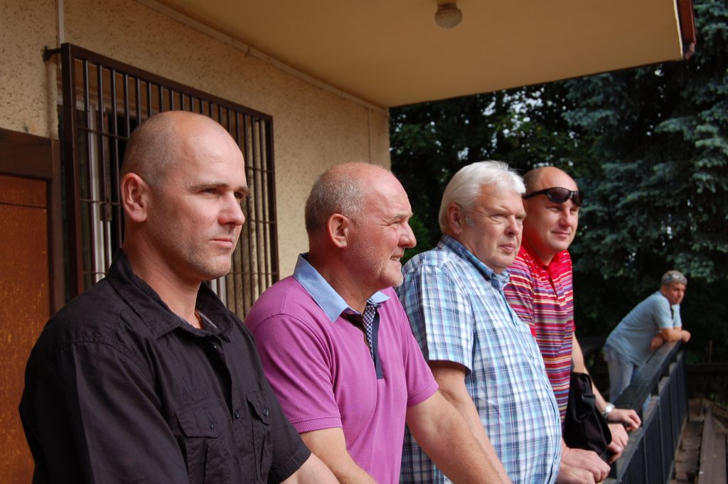 zástupci sponzorských firem na zahájení nechyběli